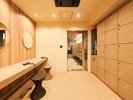女性脱衣所 清潔に保たれた空間が大浴場への期待が高まります。