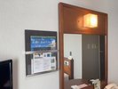 2024年改装工事にて、パンフレットラックを壁掛けタイプに変更しました!