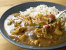 【カレーライス】朝からお腹いっぱい楽しめるカレー(ビーフ・シーフード・チキン)を日替わりで提供