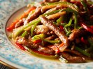 トルファン(牛肉とピーマンの細切り炒め)