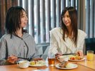 【朝食バイキング】鶏飯や特製カレー、焼きたてパン等をご用意