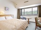 ■禁煙■スタンダードダブルB 20〜25u ベッド幅150cm