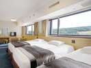 ■禁煙■デラックスツイン+エキストラベッド1台 38uベッド幅110cm
