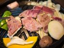 【蔵王名物ジンギスカン膳】ジューシーな生ラムを鉄鍋でお好きな焼き加減で召し上がれ
