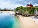 「波の上ビーチ」でアクティビティ体験