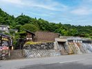 江戸時代から続く明礬採取の史跡名所、明礬温泉
