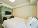 モデレートルームは部屋の位置によってレイアウトが異なります。