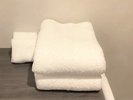 タオル類はお肌にやさしい今治タオルをご用意しております。(フェイスタオルはございません)