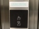 エレベータは防犯の観点で、ご宿泊者さまのみご利用いただけます。乗降時、カードキーのタッチが必要です。