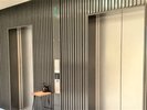 客室へのエレベータは2基ございます。