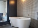 【みかどサウナ(別途有料)】サウナでたくさん汗をかいたあとは水風呂に入ってリフレッシュ。