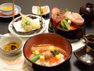 ランチ:お造りと天ぷらの丼御膳