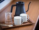 茶器セット┃快適な旅に寄り添う設備と、充実したアメニティを取り揃え、心地よい滞在時間をサポートします