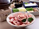 冬が旬の天然の猪肉をたっぷりのお野菜とともにお楽しみください。
