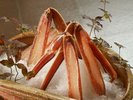 【夕餉 冬】甘く弾力のある活松葉蟹の造り