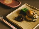 【夕餉 夏】肉厚な岩牡蠣は濃厚な旨みとクリーミーな味わいが魅力