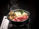 鳥取和牛オレイン55のA5ランク、希少なリブロースを使用した、極上のすき焼きです。
