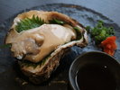夏限定プランで登場する、鳥取県ブランド天然岩牡蠣「夏輝」濃厚な海のミルクをどうぞ。