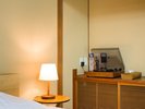 【109】こちらのお部屋には、レコードプレーヤーも設置♪