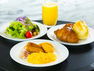 �yRegency Club Lounge�z�����H