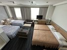 ���t�@�~���[���[�����R�W�u�̂������ɂS���l���������B