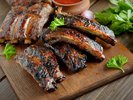【テキサスグリル】豪快にお肉をかぶりつける!※画像はイメージ