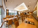 カフェ&ダイニング「アゼリア」