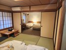 和洋室は広々30平米ございます♪6名様までご宿泊可能!