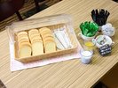 ・【ご朝食】パンやインスタントコーヒーのご用意もございます