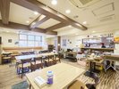 ・【レストラン】ゆったりとしたお食事スペースで、朝食、ランチ、夕食をお楽しみください