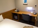 【スタイリッシュダブル】最大3名様でのご利用が可能。広々としたダブルベッドとソファーベッドをご用意。