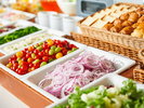 【レストラン「海-kai-」朝食】約30種類のビュッフェスタイルの朝食をお楽しみいただけます。