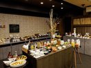 和ダイニング「四季彩」にて、約40種類のこだわり和洋バイキング【ご朝食】
