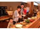 朝食バイキング風景 ☆OPEN6:00〜10:000(ラストオーダー9:30)