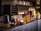 AWAバーのソフトドリンクは滞在中無料でご利用頂けます。