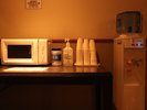 【サービス】各階に電子レンジ・ウォーターサバ―がございます。