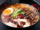【料理】ごくまるとんこつ ※当館1階にあるラーメン店のメニューです