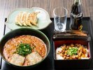 【料理】お好きなラーメン+チャー丼+ソフトドリンク(一例)