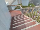 【上り線パーキングエリアからホテルへの行き方】H歩道橋の階段を下りる
