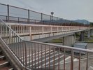 【上り線パーキングエリアからホテルへの行き方】D歩道橋の階段を上る
