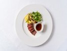 2026夏「香-肉料理」黒毛和牛モモ肉のプランチャ 季節温野菜とジャガイモのピューレ