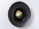 2026夏「魚料理」カンパチの香草風味の低温調理 サワークリーム ソースラビゴット