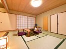 *金精棟和室/大勢での日光旅行にゆったり広々としたお部屋です