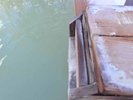 *露天風呂の湯口/こんこんと湧き出る温泉は硫黄泉の泉質