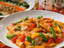 和洋中バラエティ豊富にご用意する夕食は季節毎の旬を取り入れた「今だけ」の逸品です。