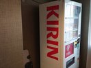 4階自自動販売機〈ソフトドリンク・アルコール〉