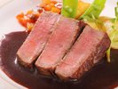 和牛ヒレ肉のステーキ 〜赤ワインソース〜