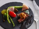 【ル・プラトー】ディナー(イメージ)〜国産牛フィレ肉のポワレと生うにの饗宴 〜