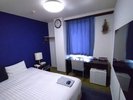 青の部屋ROOMコンセプト(最新で利便性の高い設備といつの時代も心に馴染むクラシカルで落ち付いた内装)