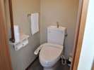 お部屋にはウォシュレット付きのトイレがあり。(ご用意がない部屋もあります)